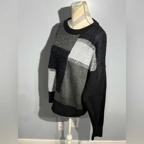 DKNY Women's Geometric Sweater - Black, Gray, and White - Picture 2 of 13